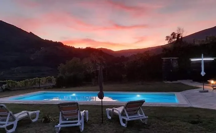 Casa De Carrapatelo 招待所